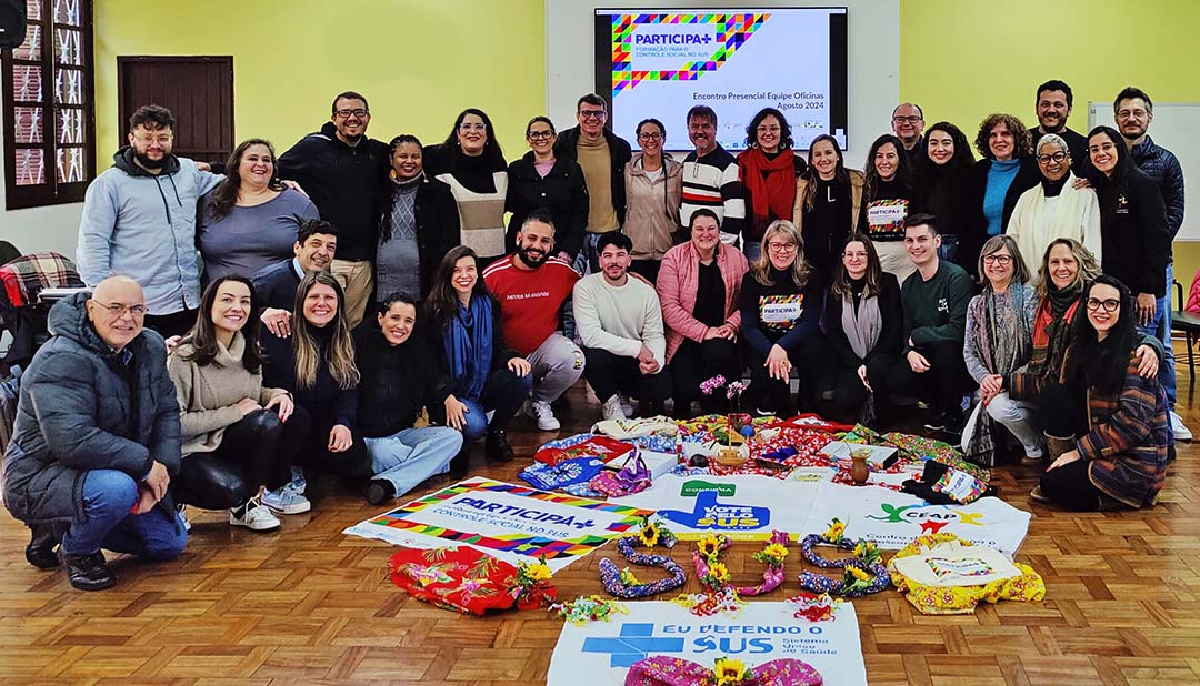 Equipe das Oficinas do Participa+ realiza encontro de avaliação